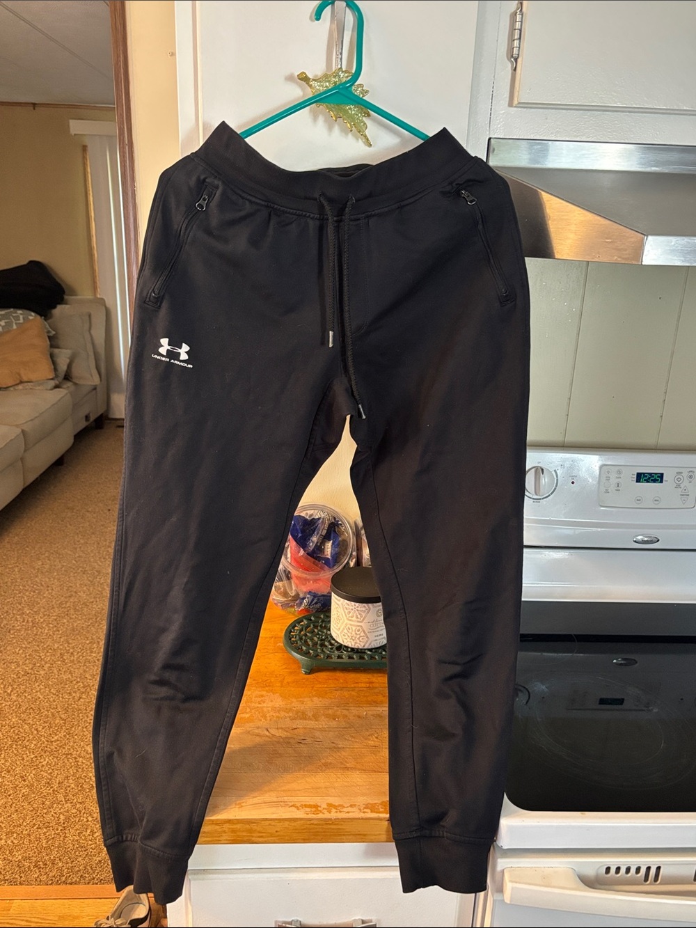 Under Armour Black Men's Zip-Pocket Jogger Sweatpants